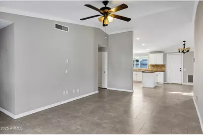 1605 W Mariposa Drive, Chandler, AZ 85224 - Photo 7