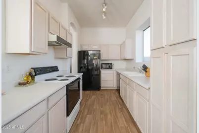 24445 N 38th Terrace, Glendale, AZ 85310 - Photo 9