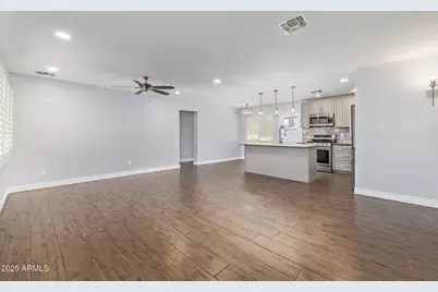 2439 E Minnezona Avenue, Phoenix, AZ 85016 - Photo 7