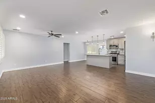 2439 E Minnezona Ave, Phoenix, AZ 85016 - Photo 7