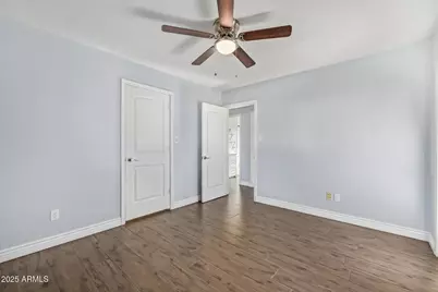 2439 E Minnezona Avenue, Phoenix, AZ 85016 - Photo 17