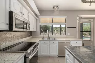 3411 E Desert Trumpet Rd, Phoenix, AZ 85044 - Photo 19