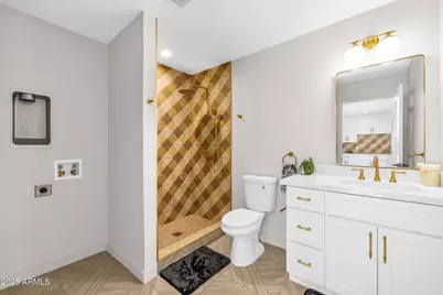 1540 E Cheery Lynn Road, Phoenix, AZ 85014 - Photo 31