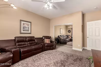 203 W Desert Flower Lane, Phoenix, AZ 85045 - Photo 37