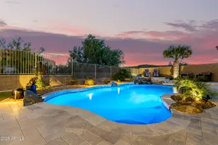 203 W Desert Flower Ln, Phoenix, AZ 85045 - Photo 53