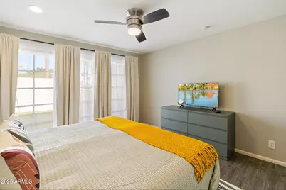 7802 E Mackenzie Drive, Scottsdale, AZ 85251 - Photo 13