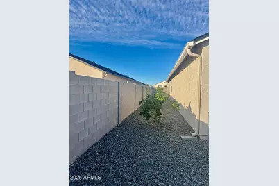 5835 E Freesia Lane, San Tan Valley, AZ 85140 - Photo 17