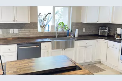 19549 E Scenic Loop Road E, Black Canyon City, AZ 85324 - Photo 7