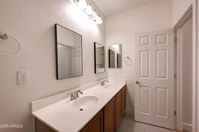 10037 W Cashman Drive, Peoria, AZ 85383 - Photo 29