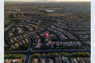 10037 W Cashman Drive, Peoria, AZ 85383 - Photo 47