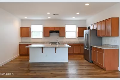 10037 W Cashman Drive, Peoria, AZ 85383 - Photo 9