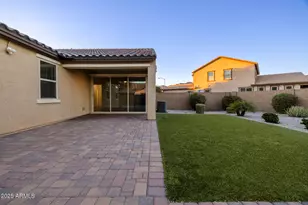 10037 W Cashman Dr, Peoria, AZ 85383 - Photo 35