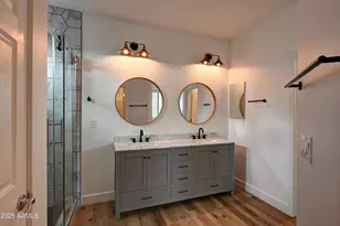 10037 W Cashman Dr, Peoria, AZ 85383 - Photo 21