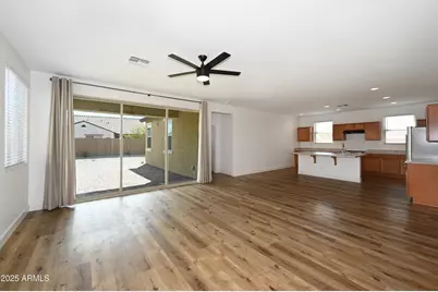 10037 W Cashman Drive, Peoria, AZ 85383 - Photo 7