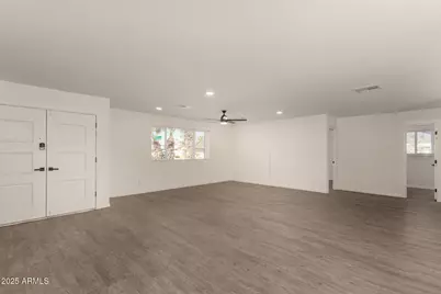 6801 S Palm Drive, Tempe, AZ 85283 - Photo 9