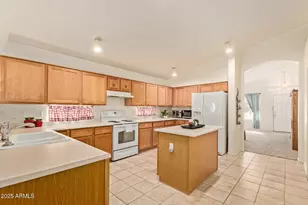 14712 W Lamoille Dr, Surprise, AZ 85374 - Photo 9