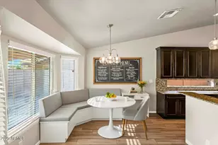 5255 E Greenway Cir, Mesa, AZ 85205 - Photo 11