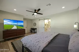 8132 E Valley View Rd, Scottsdale, AZ 85250 - Photo 9