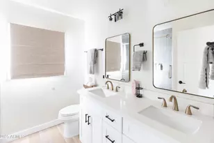 8132 E Valley View Rd, Scottsdale, AZ 85250 - Photo 13