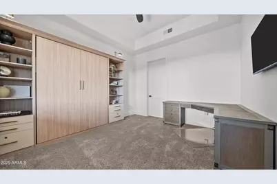 5250 E Deer Valley Drive #401, Phoenix, AZ 85054 - Photo 11