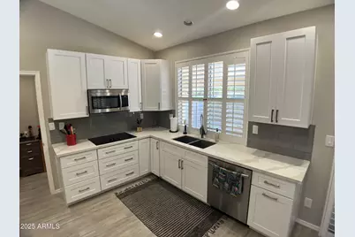 9421 W Chino Drive, Peoria, AZ 85382 - Photo 11