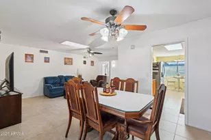 11165 W Cameo Dr, Sun City, AZ 85351 - Photo 9