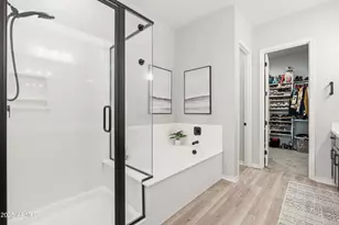 23137 E Carriage Wy, Queen Creek, AZ 85142 - Photo 25