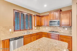 322 W Montego Dr, Casa Grande, AZ 85122 - Photo 9