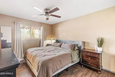 834 E Granada Avenue, Apache Junction, AZ 85119 - Photo 15