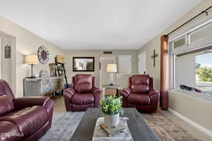 649 N 61st Pl, Mesa, AZ 85205 - Photo 7