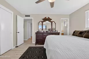 649 N 61st Pl, Mesa, AZ 85205 - Photo 17