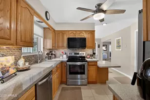 649 N 61st Pl, Mesa, AZ 85205 - Photo 15