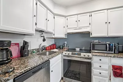 2121 S Pennington -- #47, Mesa, AZ 85202 - Photo 5