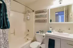 5943 W Golden Ln, Glendale, AZ 85302 - Photo 5