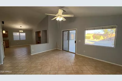 9214 W Ross Avenue, Peoria, AZ 85382 - Photo 5