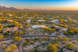 9219 E Los Gatos Dr, Scottsdale, AZ 85255 - Photo 35