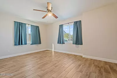 1927 W Lawrence Road, Phoenix, AZ 85015 - Photo 17