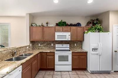 6833 S 70th Drive, Laveen, AZ 85339 - Photo 9