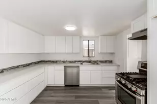 325 W Northern Ave, Coolidge, AZ 85128 - Photo 1