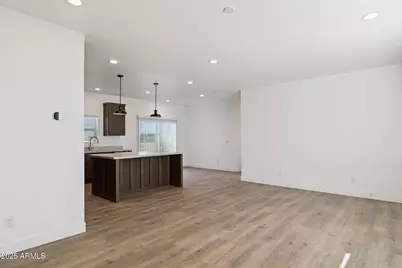 18110 N Amelia Drive, Maricopa, AZ 85139 - Photo 7