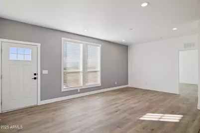 18110 N Amelia Drive, Maricopa, AZ 85139 - Photo 5