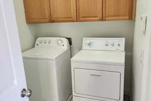 2089 E Huron Ct, Gilbert, AZ 85234 - Photo 9