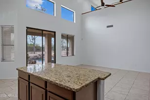 2604 E Glass Ln, Phoenix, AZ 85042 - Photo 17