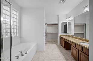 2604 E Glass Ln, Phoenix, AZ 85042 - Photo 21