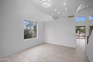 2604 E Glass Ln, Phoenix, AZ 85042 - Photo 7