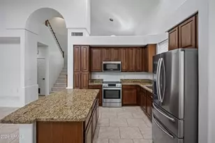 2604 E Glass Ln, Phoenix, AZ 85042 - Photo 13