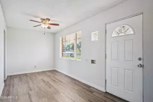 528 E Laurel Dr, Casa Grande, AZ 85122 - Photo 9