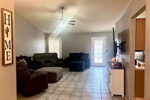 6726 N 79th Ave, Glendale, AZ 85303 - Photo 3