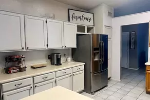 6726 N 79th Ave, Glendale, AZ 85303 - Photo 7