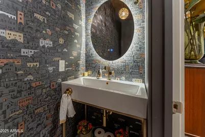 5250 E Deer Valley Drive #304, Phoenix, AZ 85054 - Photo 13